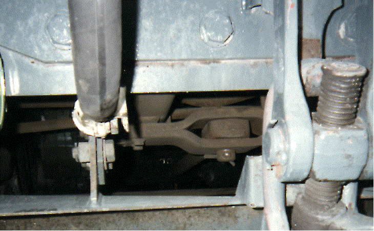 point de fixation de la barre de traction